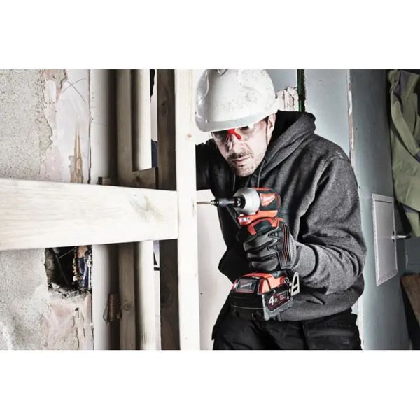 Купити Гайкокрут акумуляторний безщітковий 1/4" HEX MILWAUKEE M18 CBLID-0 180Нм (без АКБ) в Україні у Tools Store