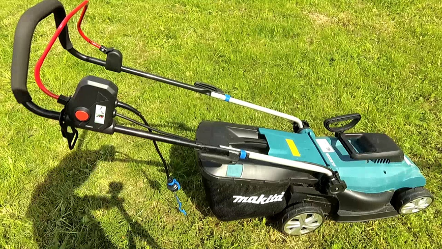 Профессиональная электрическая газонокосилка Makita ELM3320: 1200 Вт, 3400 об/мин, высота скашивания 20/40/55 ELM3320 фото