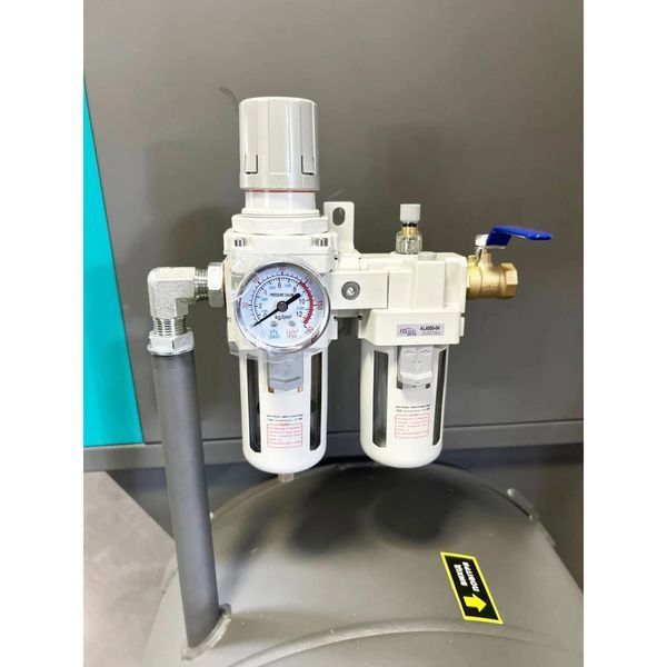 Купити Гвинтовий повітряний компресор GTM DLG7.5V/inv (25143) в Україні у Tools Store