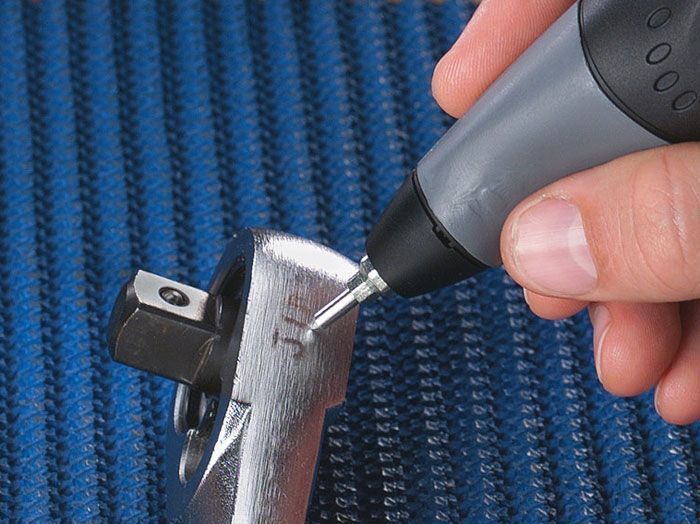 Купити Професійний багатофункціональний інструмент (гравер) Dremel 290 : 35 Вт, 6000 уд/хв (F0130290JZ) в Україні у Tools Store