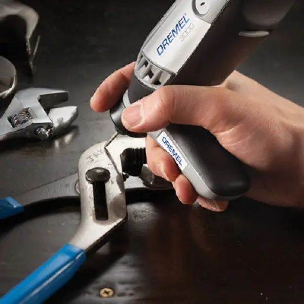 Купити Гравер DREMEL 3000-1/25 F0133000JP в Україні у Tools Store