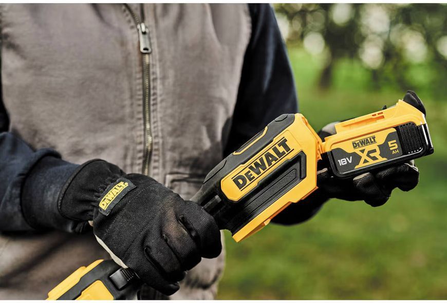 Купити Тример акумуляторний DEWALT DCMST561N в Україні у Tools Store