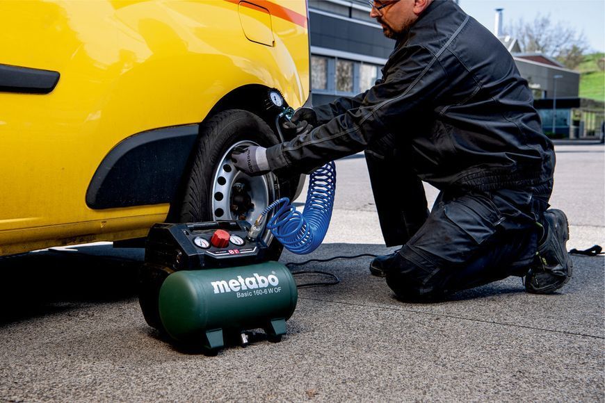 Купити Компресор переносний Metabo Basic 160-6 W OF (601501000): 160 л/хв., 900Вт, 6 бар в Україні у Tools Store