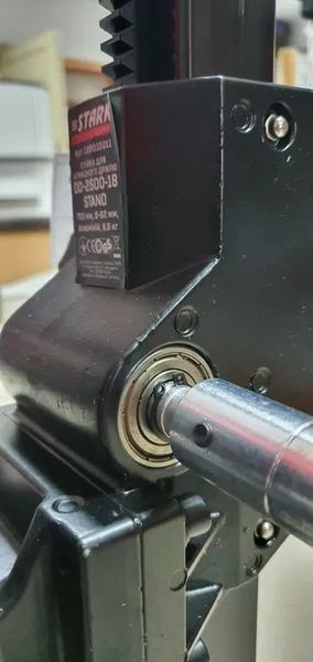 Купити Потужна установка алмазного буріння STARK DD-2500-18 (сухе та мокре свердління) в Україні у Tools Store