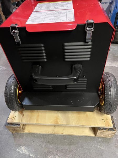 Мощная аккумуляторная станция Edon PS-4800 : 3.5/4.0 кВт, чистая синусоида, 2400 Вт/ч, инверторный генератор PS-4800 фото