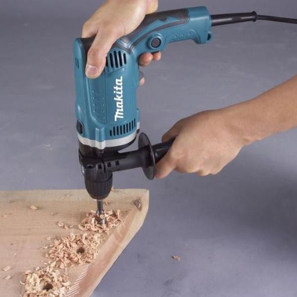 Купити Професійна дриль електрична ударна (електродриль) MAKITA HP1631K : 710 Вт, 1.5-13мм сверло, 2 кг в Україні у Tools Store