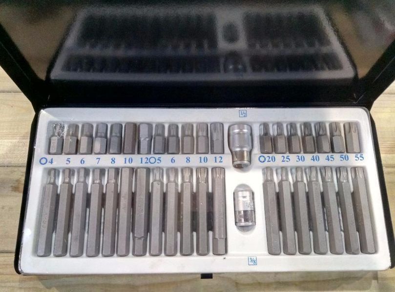 Набор звезд и шестигранников 40 ед. INTERTOOL HT-1848 HT-1848 фото