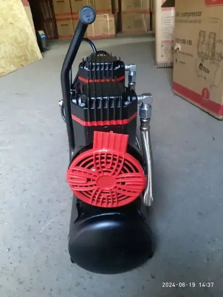 Компрессор 25л EDON ED1100-25L (1.1кВт/ 165л/мин /2 цилиндра/безмасляный) ED1100/25L фото