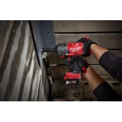 Гайкокрут аккумуляторный MILWAUKEE M18 ONEFHIWF34-502X (2акум.18В 5Ач/зарядный/кейс/2034Нм/3/4") 4933459730 фото