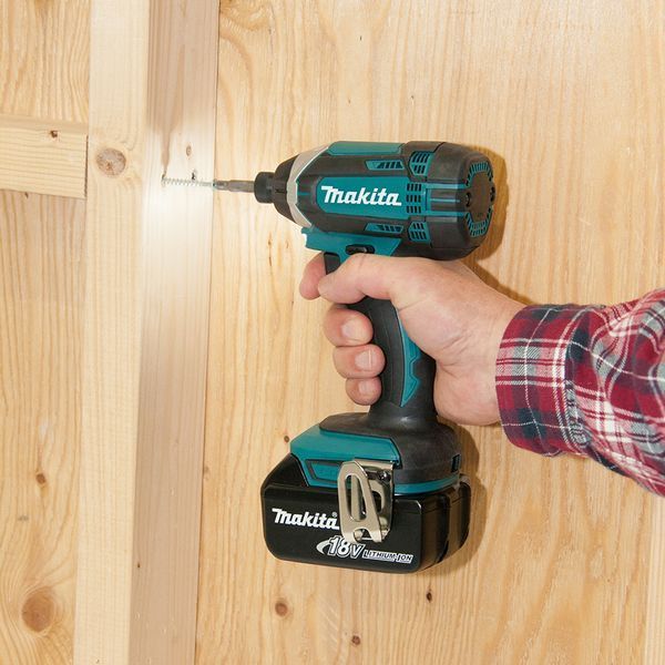 Купити Гайкокрут акумуляторний MAKITA DTD152Z (18В/каркас) в Україні у Tools Store