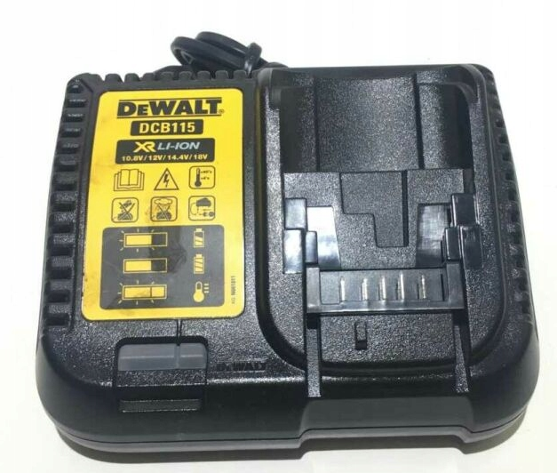 Гайковерт ударный аккумуляторный бесщеточный DeWALT DCF894P2 (с АКБ 2шт-18V 5Ah) DCF894P2 фото