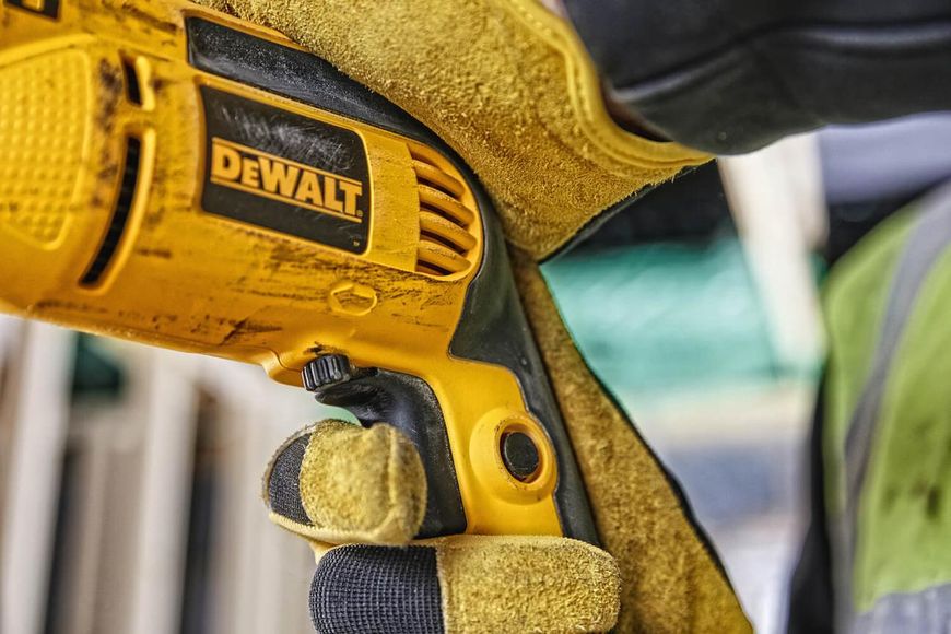 Дриль мережева ударна DeWALT DWD024 DWD024 фото