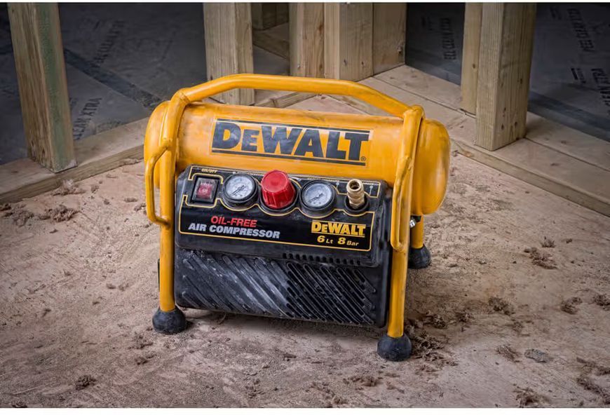 Купити Компресор 6л DEWALT DPC6MRC (безмасляний) в Україні у Tools Store