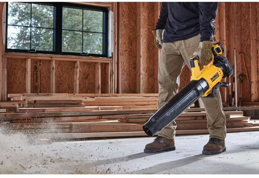 Воздуродувка аккумуляторная DEWALT DCMBL562N (18В/каркас) DCMBL562N фото
