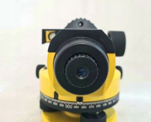 Купити Рівень-нівелір оптичний Stanley FatMax XL AL32 (1-77-245) з 5-метровою рейкою, триногою, шкала в гонах в Україні у Tools Store