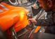 Шурупокрут акумуляторний імпульсний DEWALT DCF85MP2T McLaren (2акум.18В 5Аг/зарядний/кейс) - фото товару DCF85MP2T