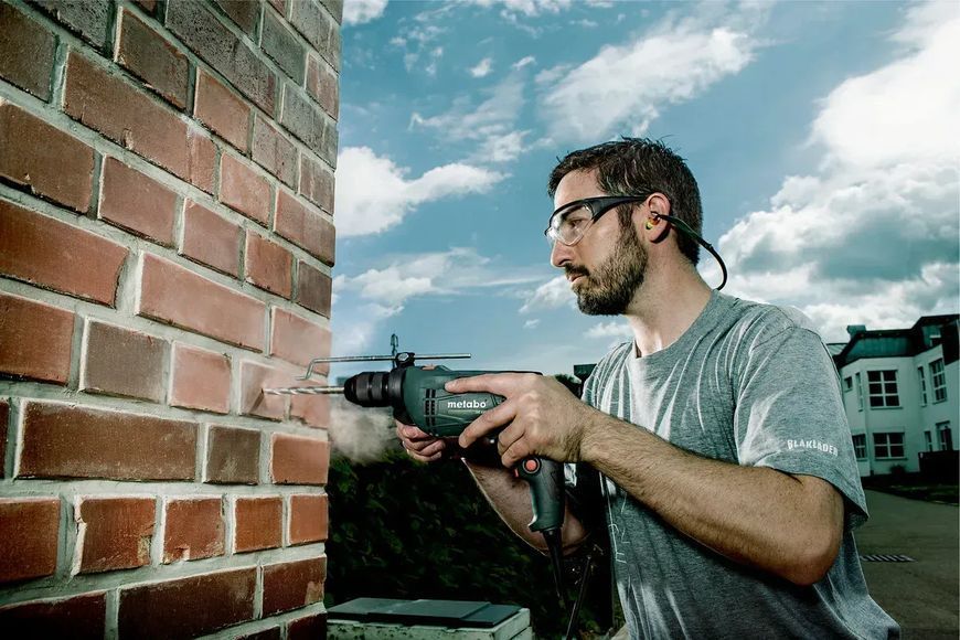 Купити Дриль ударний METABO SBE 650 600742500 (650Вт/кейс/самозажимний патрон) в Україні у Tools Store