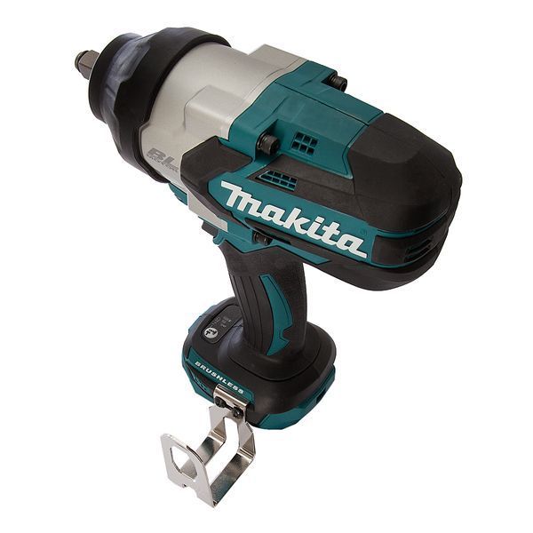 Аккумуляторный ударный гайкокрут Makita DTW 1002 RTJ (с АКБ 2-шт 18V 5Аh) DTW1002RTJ фото