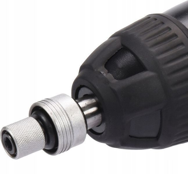 Купити Гайковерт ударний YATO 1/2" 1020 Вт, 600 НМ 2600 об/хв + 4 головки і кейс в Україні у Tools Store