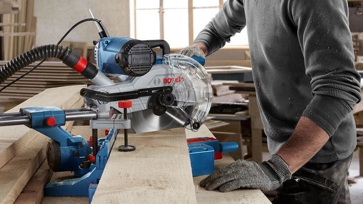 Купити Пила торцювальна з протяжкою BOSCH GCM 254 D в Україні у Tools Store