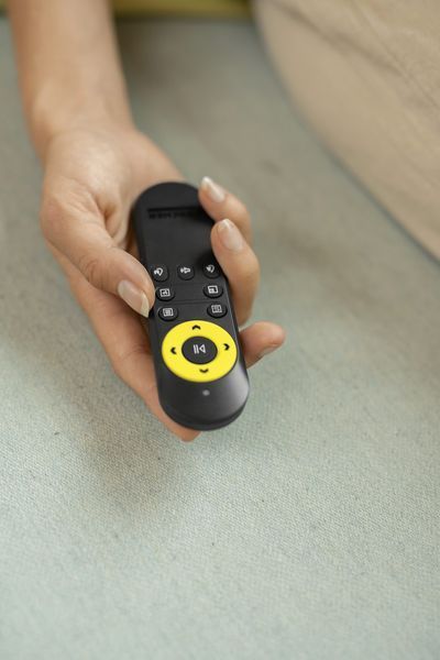 Пылесос оконный аккумуляторный KARCHER RCW 2 (робот) 1.269-210.0 фото