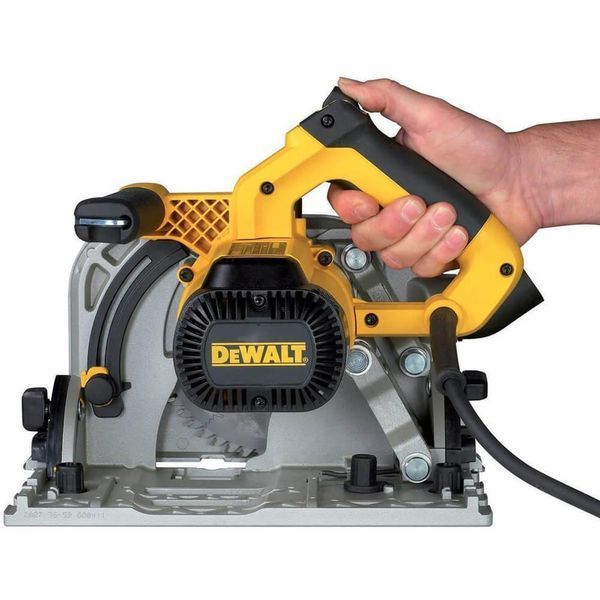 Профессиональная ручная погружная дисковая пила DeWALT DWS520KT : 1300 Вт, 165мм, 59мм глубины погружная DWS520KT фото