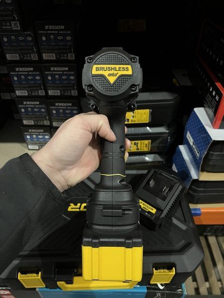 Купити Гайкокрут акумуляторний ZEGOR SDPP-21BL-1100 (1акум. 21В 6Аг/зарядний/кейс/1100Нм) в Україні у Tools Store