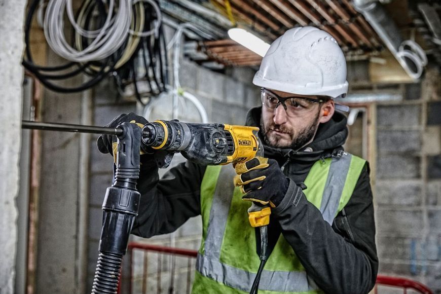 Перфоратор прямой DEWALT D25134K (2.8Дж/800Вт/2 патрона) D25134K фото