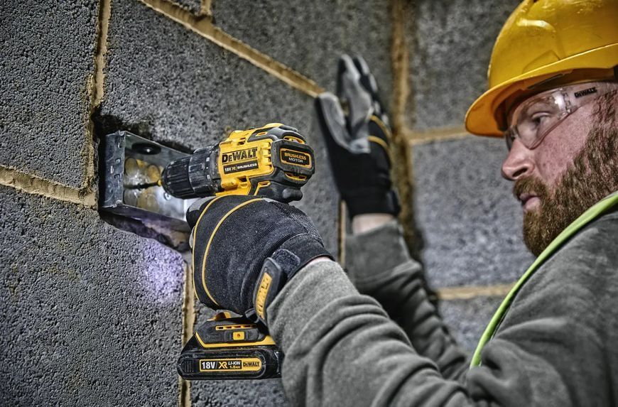 Шуруповерт аккумуляторный DEWALT DCD708N (18В/каркас/65Нм) DCD708N фото