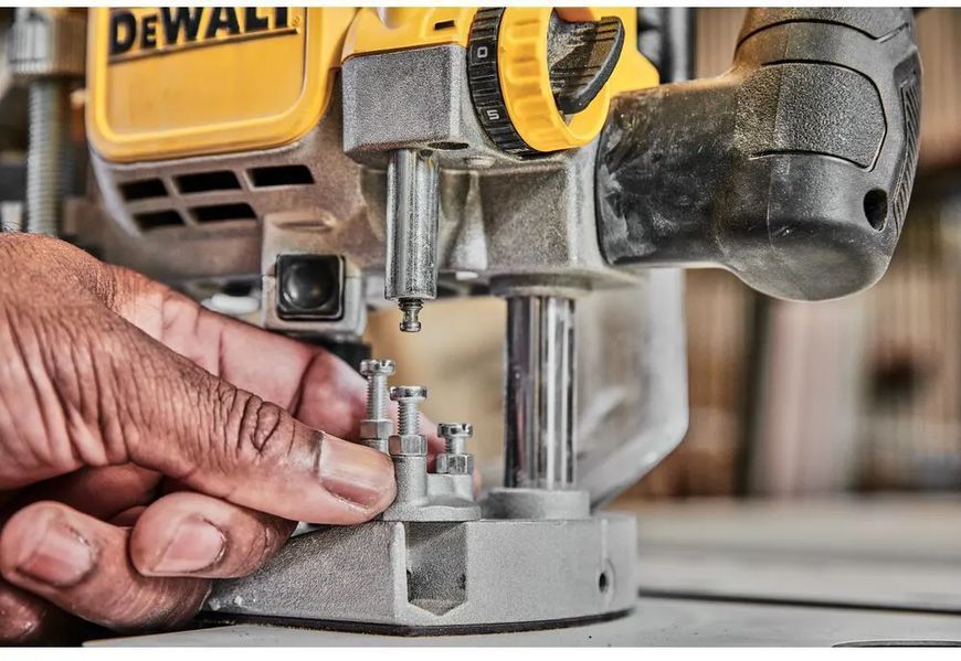 Фрезер DEWALT DWE625KT (кейс) DWE625KT фото