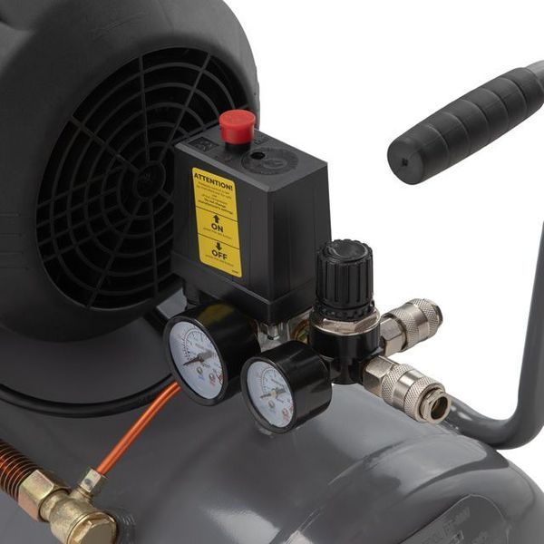 Купити Компресор V-подібний 50л INTERTOOL PT-0007 (3кВт/420л/хв /10атм) в Україні у Tools Store