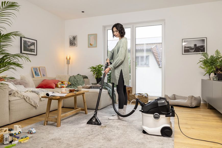Купити Порохотяг KARCHER SE 5 (миючий) (1.081-230.0) в Україні у Tools Store