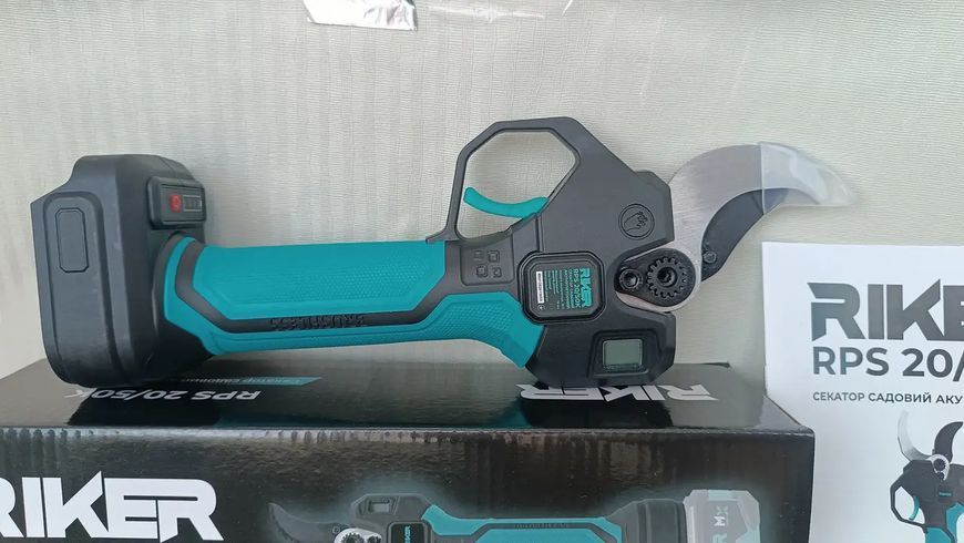 Купити Секатор акумуляторний RIKER RPS 20/50K (20В/каркас) в Україні у Tools Store