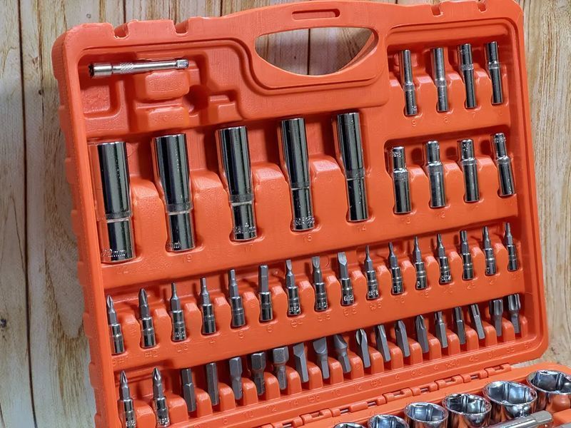 Купити Набір інструментів 108шт. DROGO DH-108NS в Україні у Tools Store