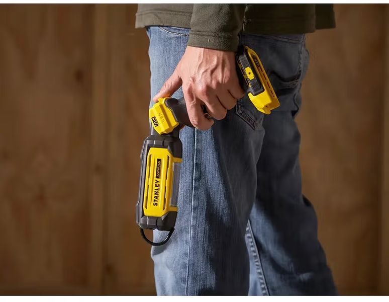 Купити Ліхтар світлодіодний акумуляторний STANLEY FATMAX SFMCL050B (18В/каркас) в Україні у Tools Store