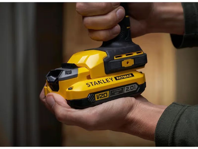 Купити Ліхтар світлодіодний акумуляторний STANLEY FATMAX SFMCL050B (18В/каркас) в Україні у Tools Store