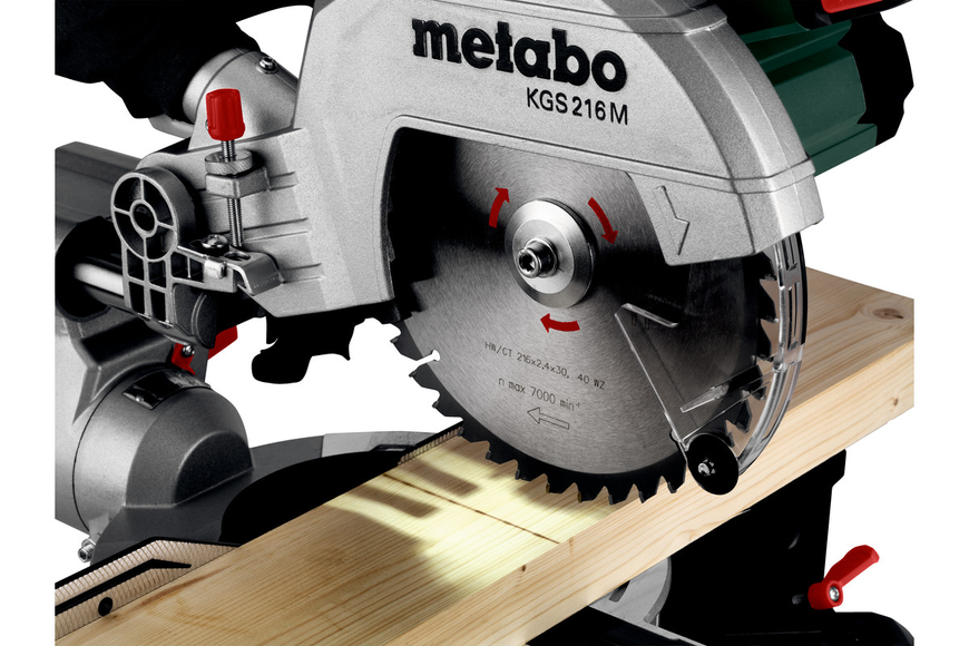 Купити Професійна торцювальна пила з протяжкою Metabo KGS 216 M New: 1500 Вт, глибина різу 70мм, диск 216 x 30 мм, 5000об/хв,613216000 в Україні у Tools Store