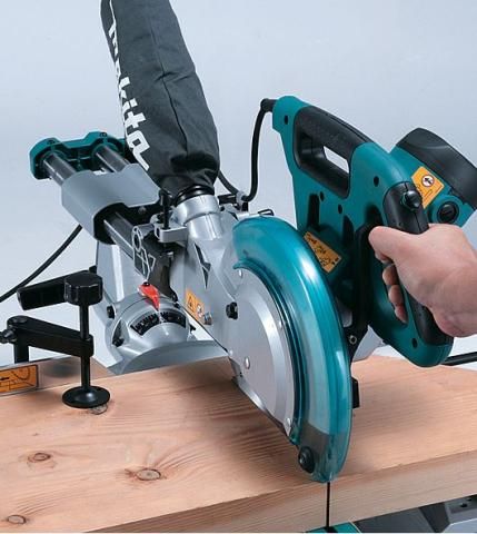 Професійна ручна торцювальна пила Makita LS1018LN : 1430 Вт, круг 260 мм, функція протяжки LS1018LN фото